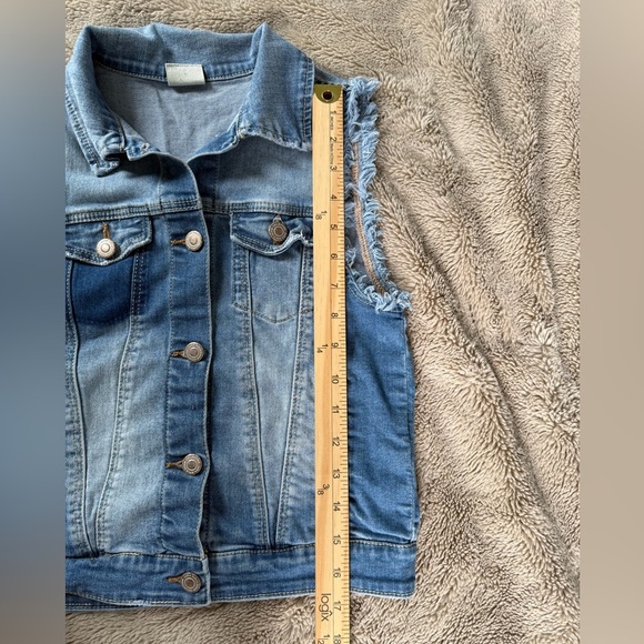 Zara Girls Denim Vest Distressed Sz 11/12 Casual Girl Core Denim Collection - Picture 8 of 10